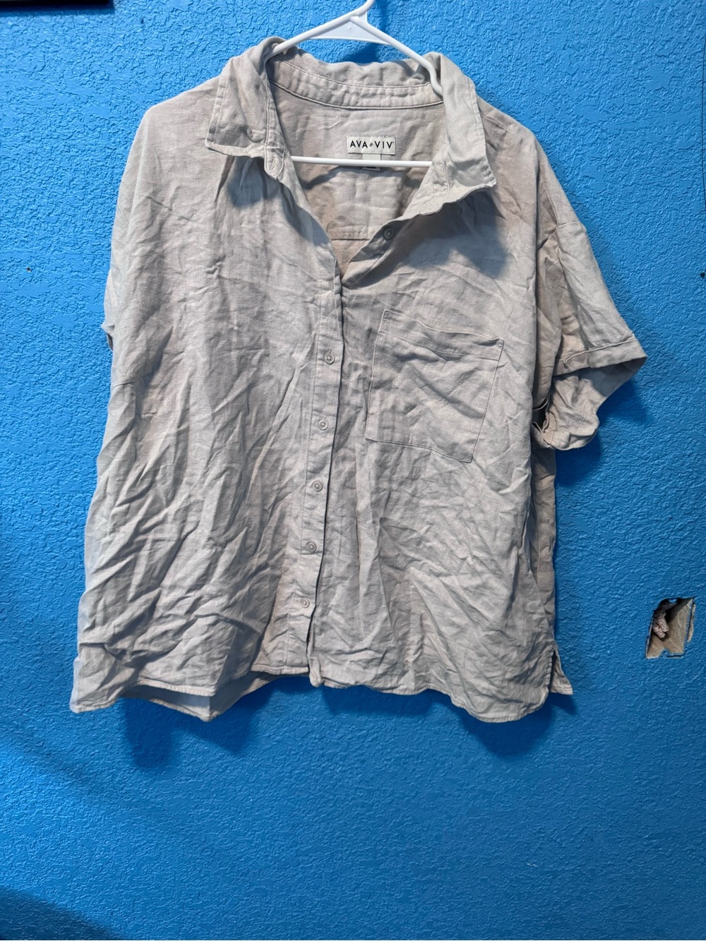 Ava & Viv Light Gray Short-Sleeve Button Shirt